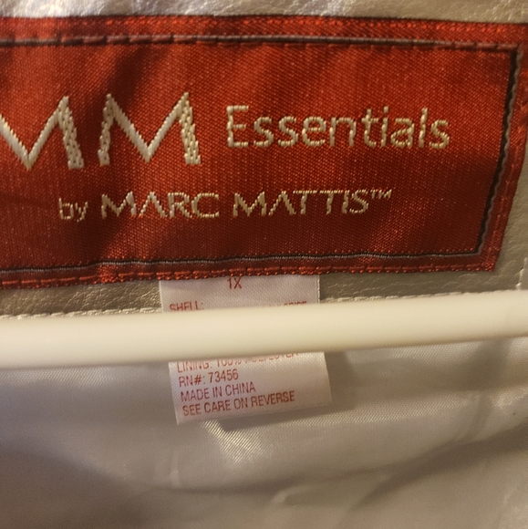 Jacket - Picture 3 of 3